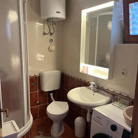 Apartament Maja *